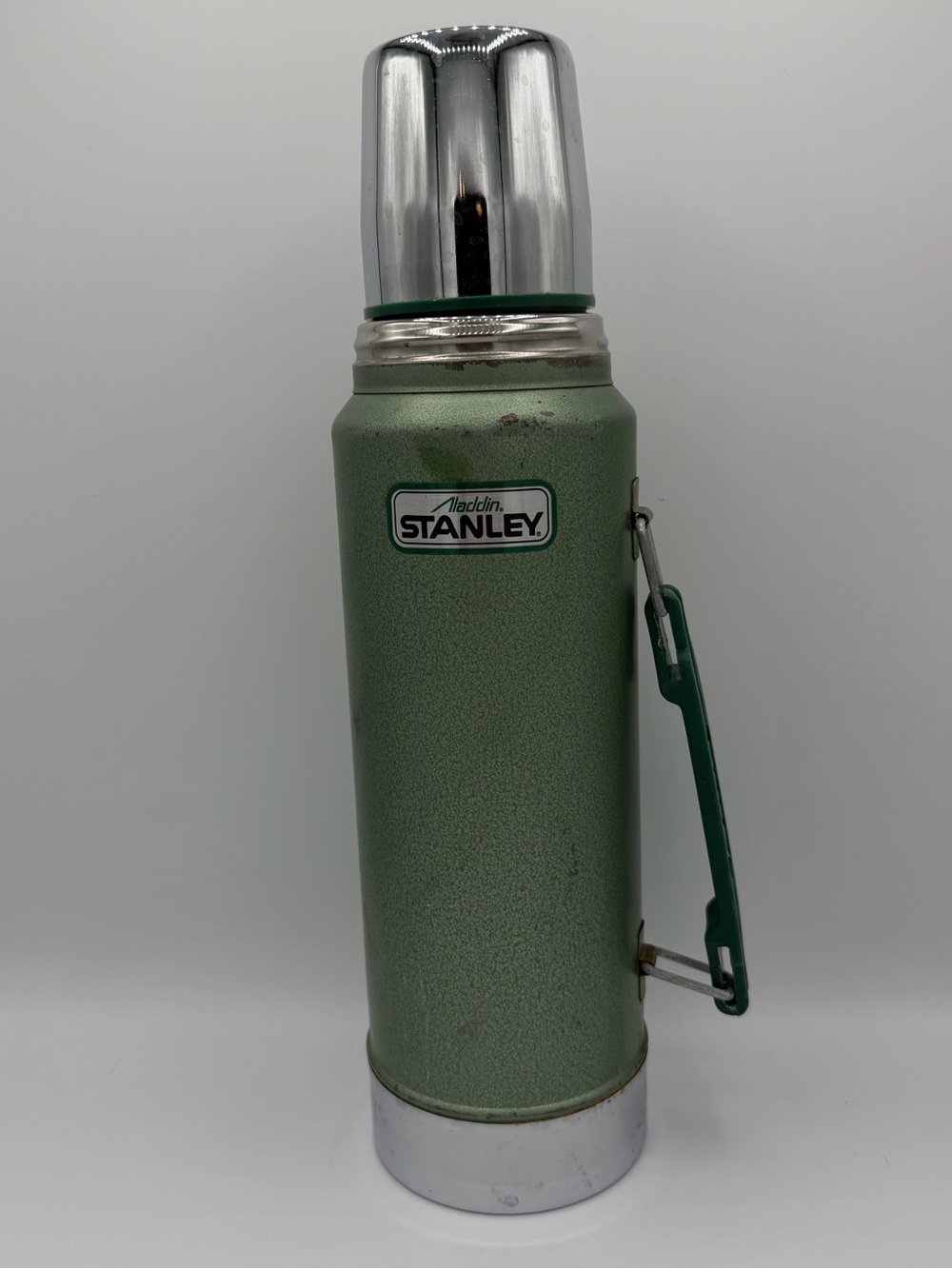 Vintage Stanley Aladdin A-944DH Green Silver Vacuum Bottle Thermos 1 Quart